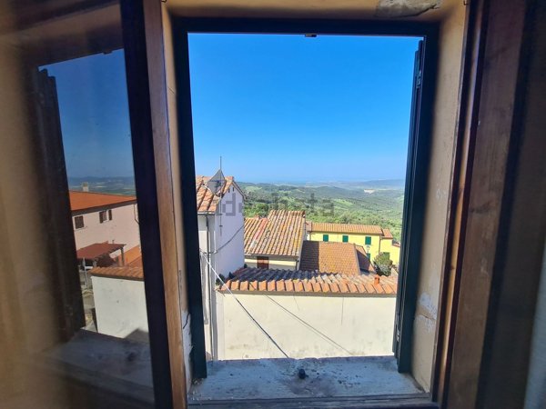 appartamento in vendita a Castellina Marittima