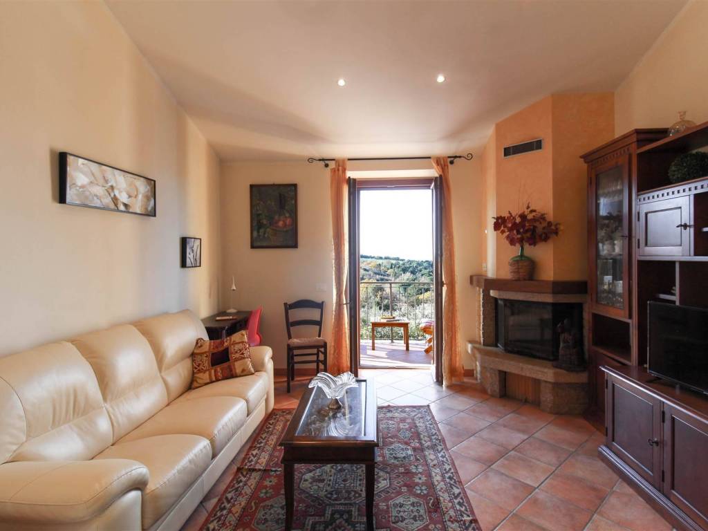 casa indipendente in vendita a Castellina Marittima