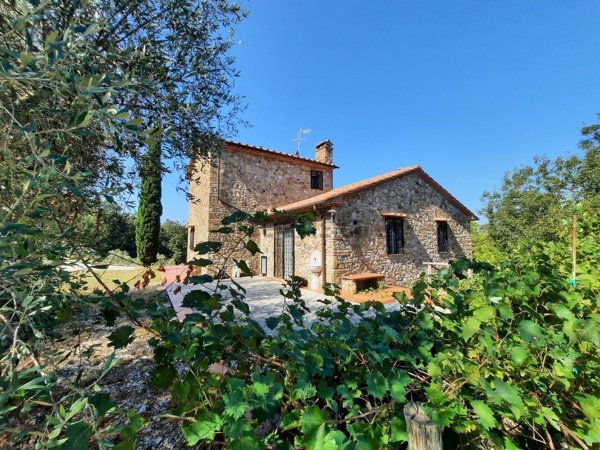 quadrivano in vendita a Castellina Marittima