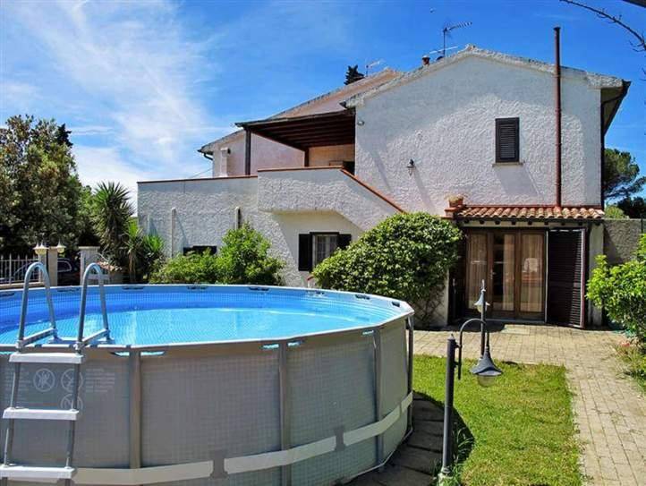 appartamento in vendita a Castellina Marittima