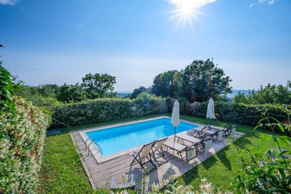casa indipendente in vendita a Castellina Marittima