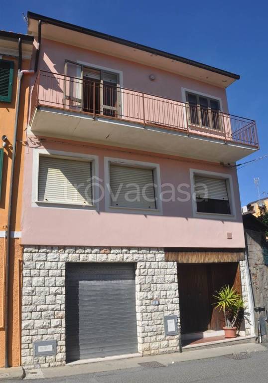 appartamento in vendita a Castellina Marittima