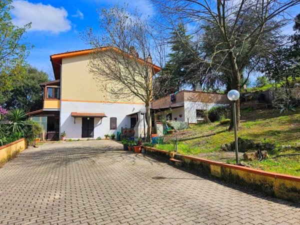 casa indipendente in vendita a Castellina Marittima