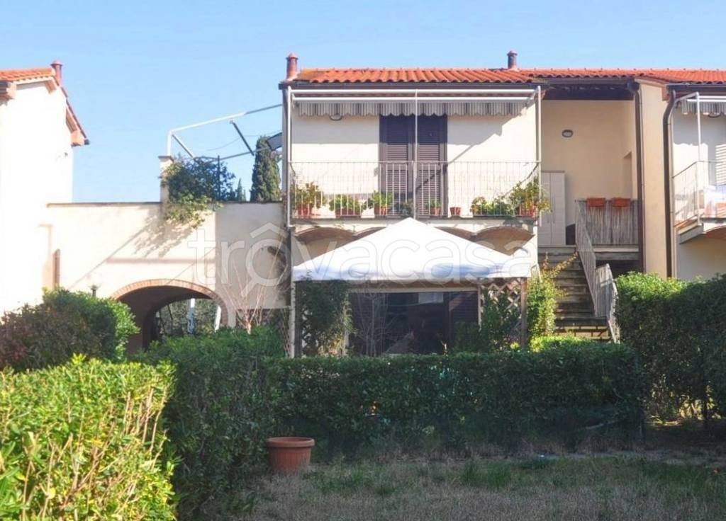 appartamento in vendita a Castellina Marittima
