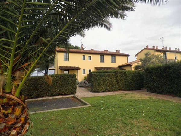 appartamento in vendita a Castellina Marittima