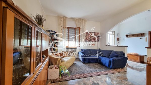 casa indipendente in vendita a Castellina Marittima
