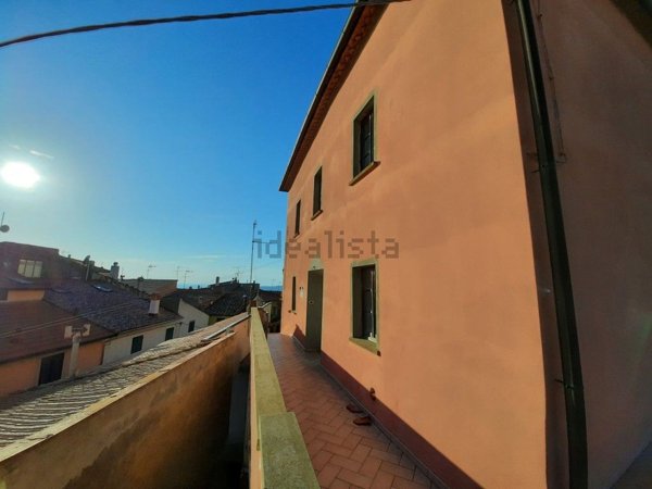 appartamento in vendita a Castellina Marittima