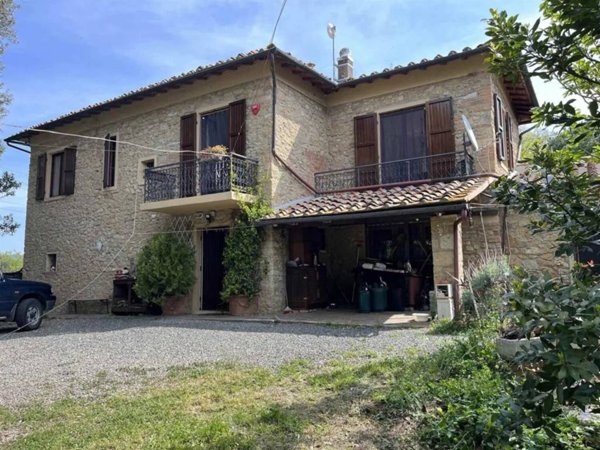 casa indipendente in vendita a Castellina Marittima