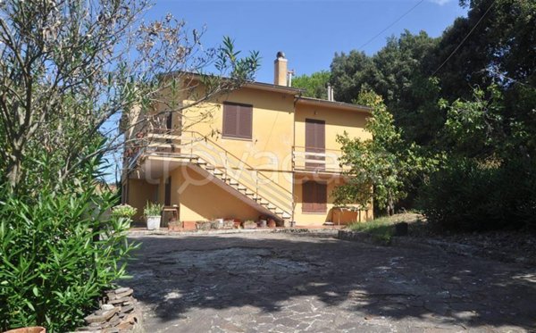casa indipendente in vendita a Castellina Marittima