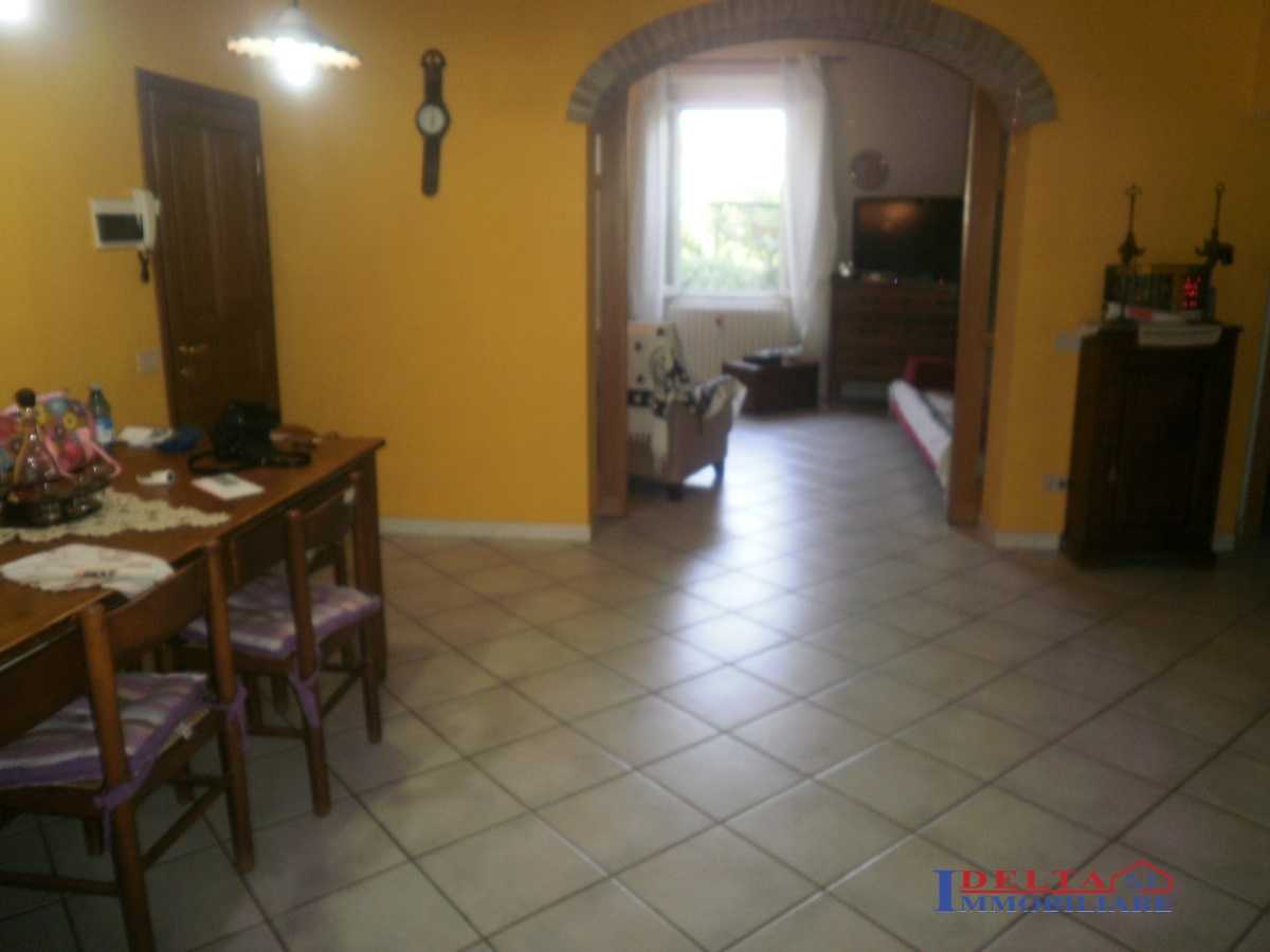 casa semindipendente in vendita a Castellina Marittima