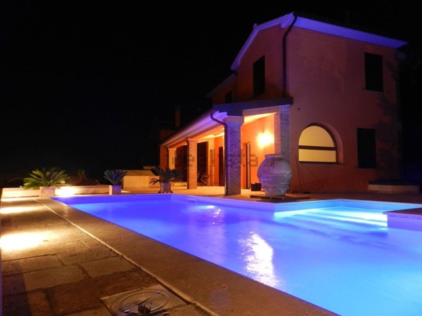 casa indipendente in vendita a Castellina Marittima
