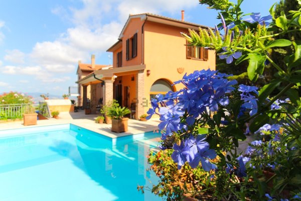 casa indipendente in vendita a Castellina Marittima