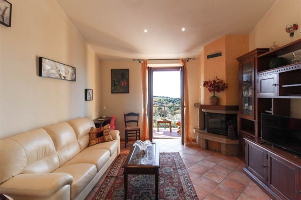 casa indipendente in vendita a Castellina Marittima