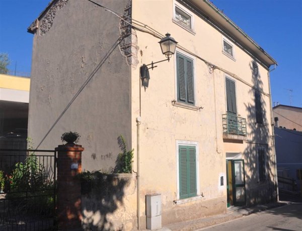 appartamento in vendita a Castellina Marittima