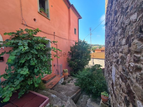 appartamento in vendita a Castellina Marittima