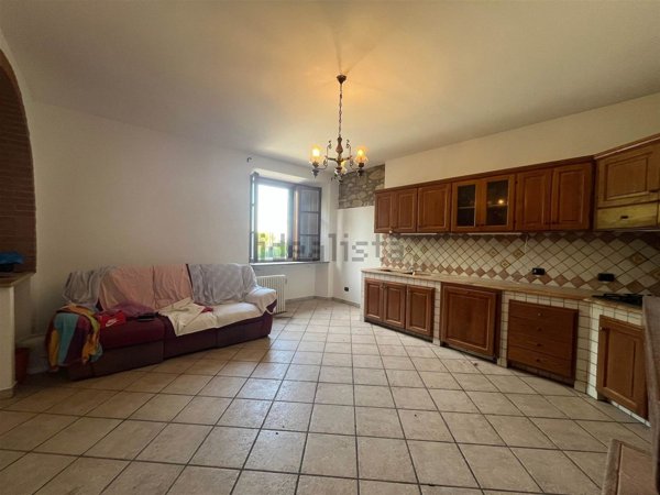 appartamento in vendita a Castellina Marittima
