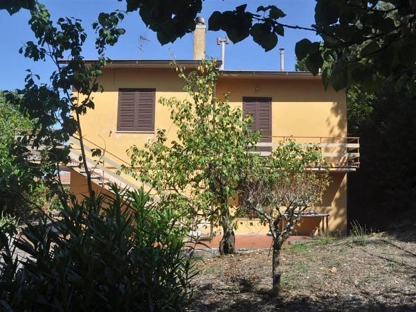 casa indipendente in vendita a Castellina Marittima