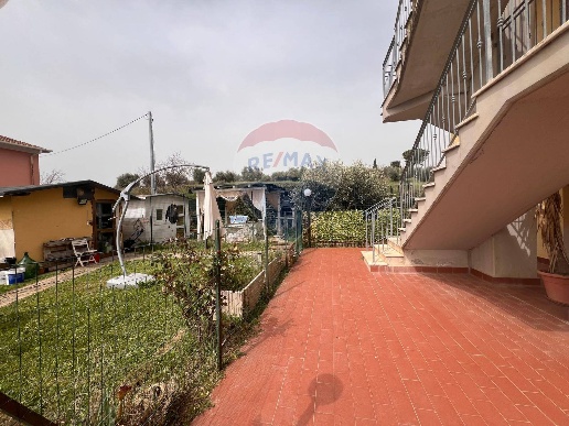 appartamento in vendita a Castellina Marittima