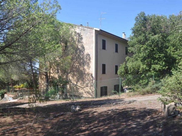 casale in vendita a Castellina Marittima