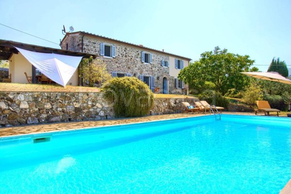 casa indipendente in vendita a Castellina Marittima