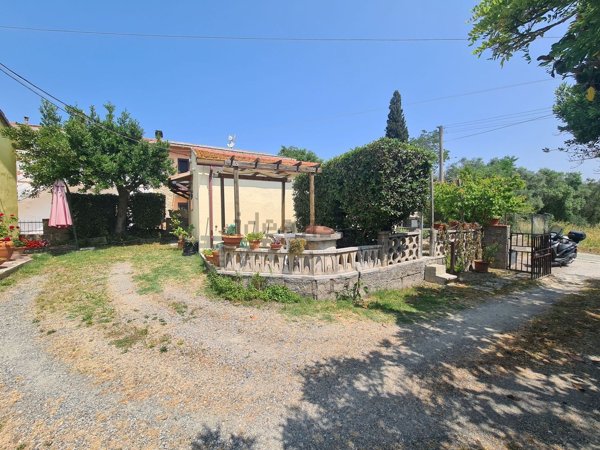 appartamento in vendita a Castellina Marittima