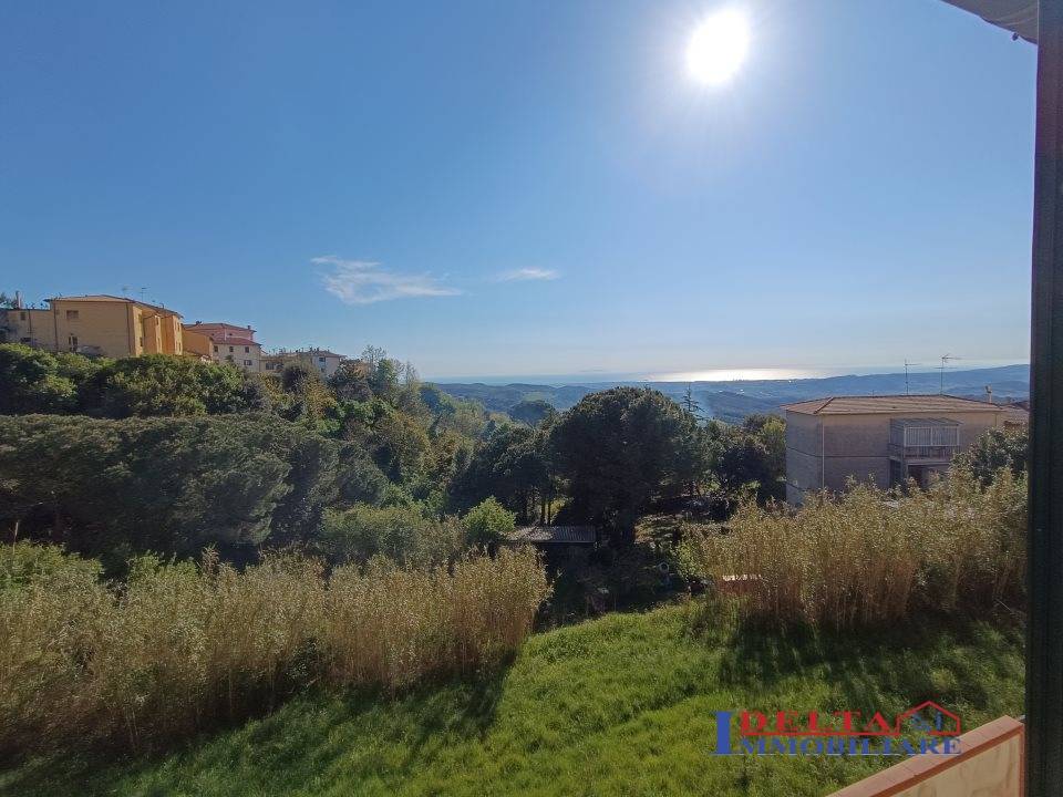 casa indipendente in vendita a Castellina Marittima