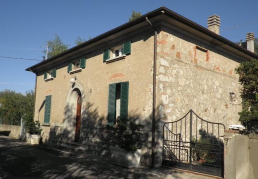 casa indipendente in vendita a Castellina Marittima
