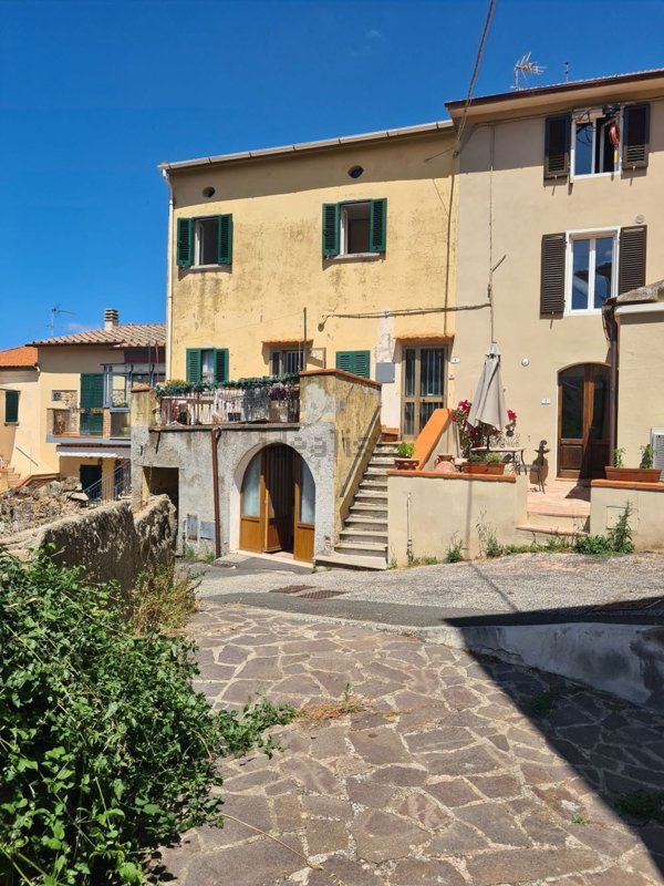 appartamento in vendita a Castellina Marittima