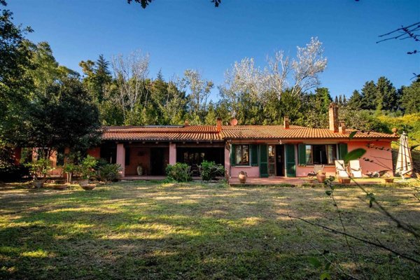 casa indipendente in vendita a Castellina Marittima