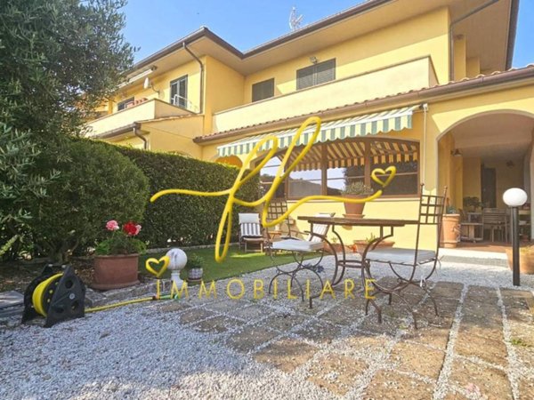 appartamento in vendita a Castellina Marittima