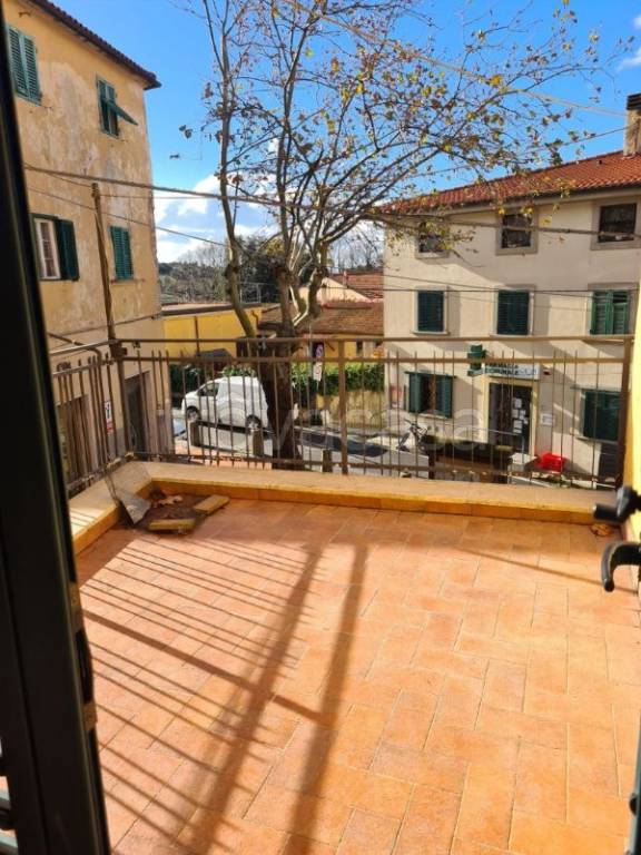 appartamento in vendita a Castellina Marittima