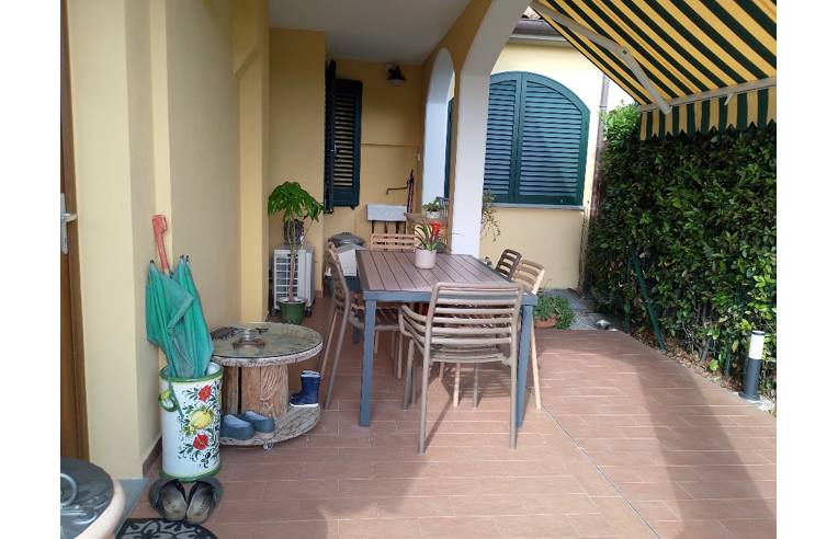 casa indipendente in vendita a Castellina Marittima