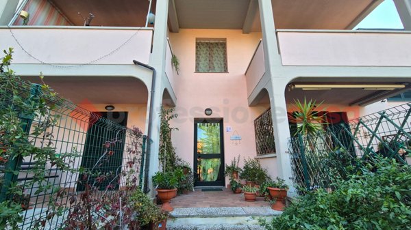 appartamento in vendita a Castellina Marittima