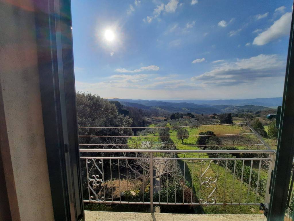 appartamento in vendita a Castellina Marittima