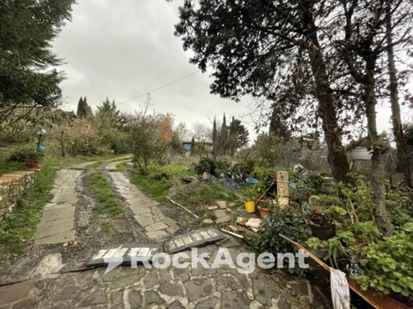 casa indipendente in vendita a Castellina Marittima
