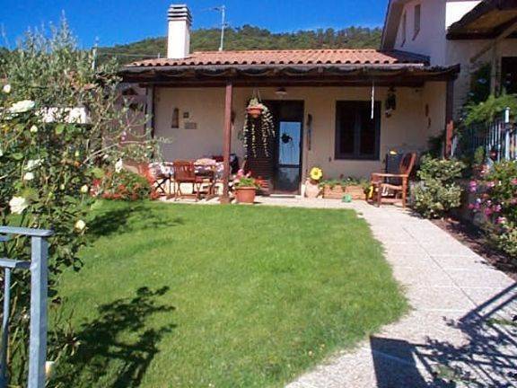 appartamento in vendita a Castellina Marittima