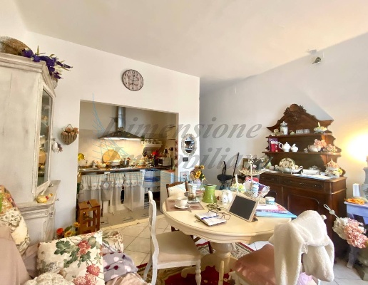 appartamento in vendita a Castellina Marittima