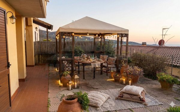 appartamento in vendita a Castellina Marittima