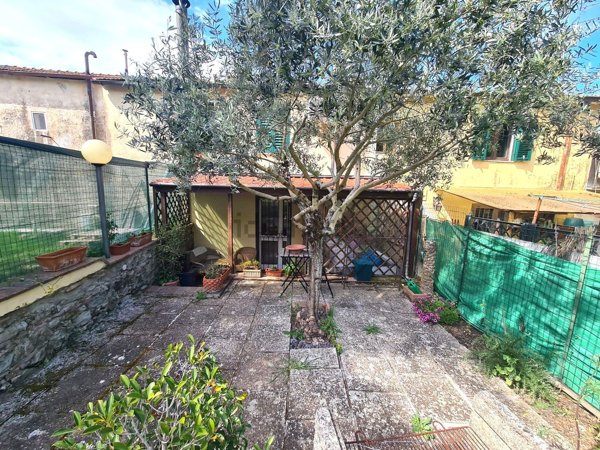 appartamento in vendita a Castellina Marittima