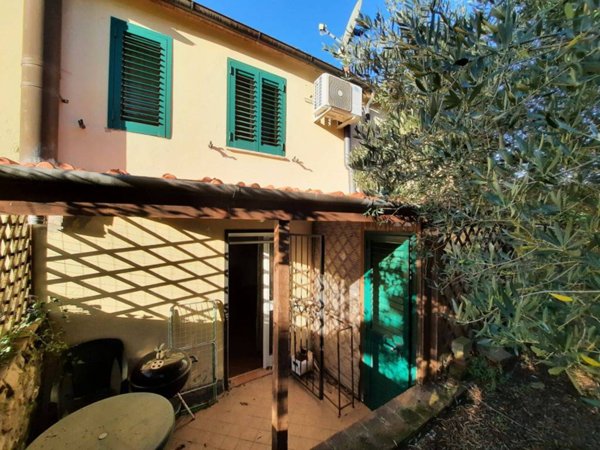 appartamento in vendita a Castellina Marittima