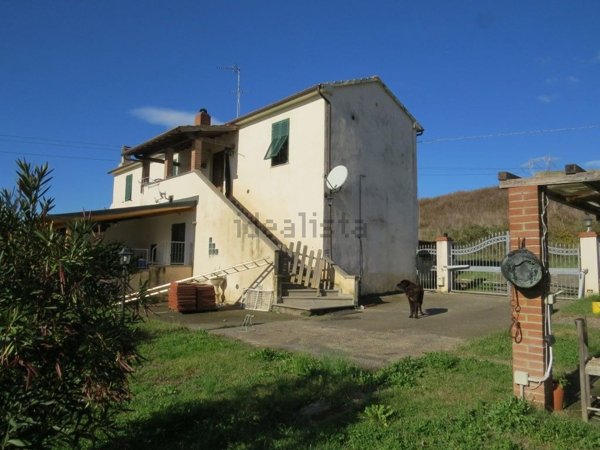 appartamento in vendita a Castellina Marittima