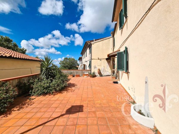 casa indipendente in vendita a Castellina Marittima