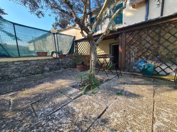 appartamento in vendita a Castellina Marittima