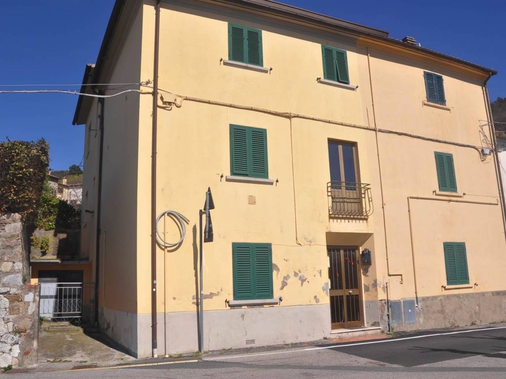 appartamento in vendita a Castellina Marittima