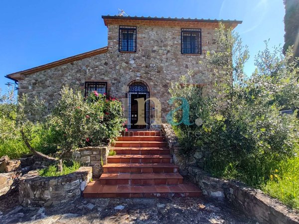 casa indipendente in vendita a Castellina Marittima