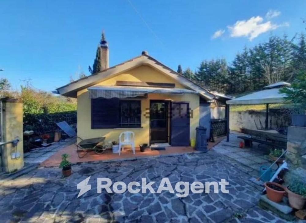 casa indipendente in vendita a Castellina Marittima