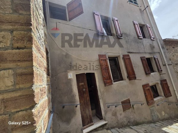 appartamento in vendita a Castellina Marittima