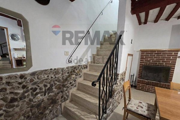 appartamento in vendita a Castellina Marittima