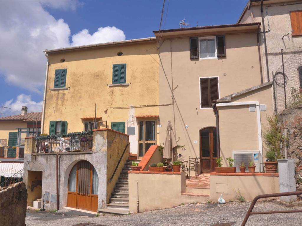 appartamento in vendita a Castellina Marittima