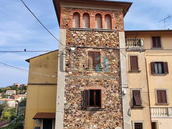 appartamento in vendita a Castellina Marittima